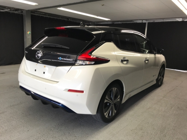 NISSAN LEAF 2020