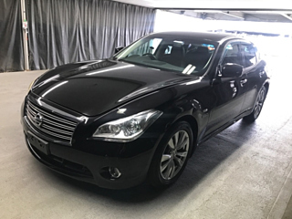 NISSAN FUGA 2011