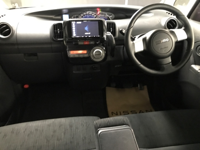 DAIHATSU TANTO 2011