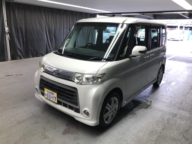 DAIHATSU TANTO 2011