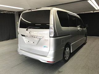 NISSAN SERENA 2013