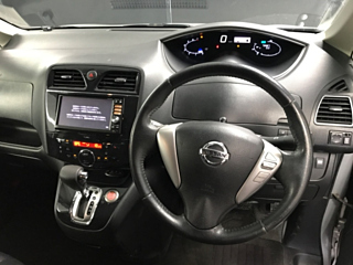NISSAN SERENA 2013