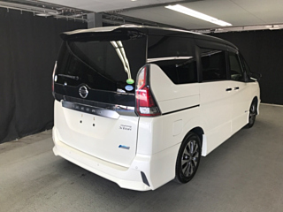 NISSAN SERENA 2018