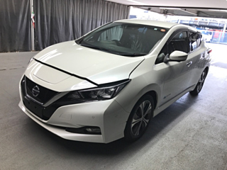 NISSAN LEAF 2018