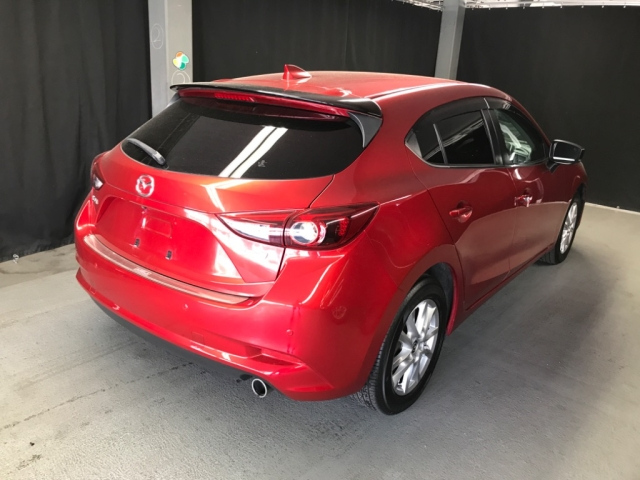 MAZDA AXELA 2016