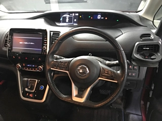 NISSAN SERENA 2019