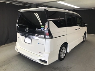 NISSAN SERENA 2018