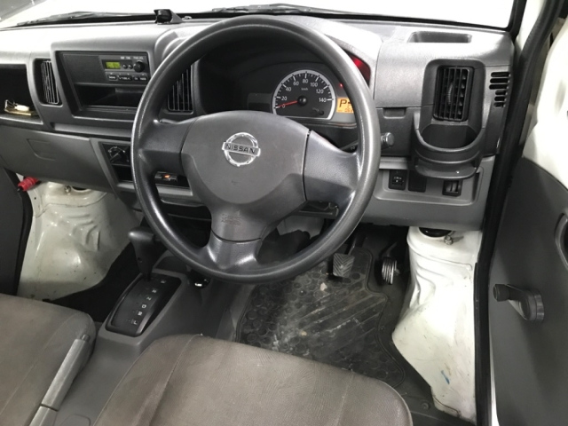 NISSAN CLIPPER TRUCK 2011