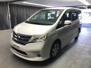 NISSAN SERENA 2013