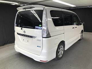 NISSAN SERENA 2013