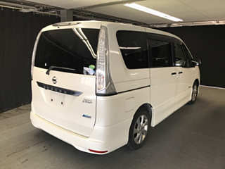 NISSAN SERENA 2013