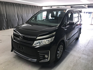 TOYOTA VOXY 2016