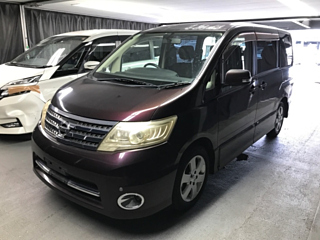 NISSAN SERENA 2010