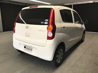 DAIHATSU MIRA 2010