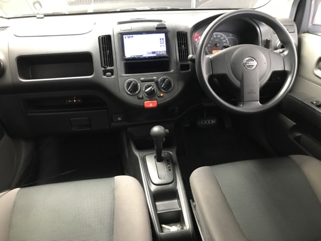 NISSAN AD 2020