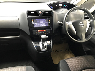 NISSAN SERENA 2015