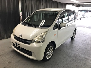 DAIHATSU MOVE 2011