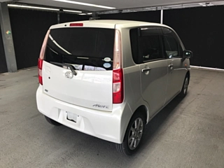 DAIHATSU MOVE 2011