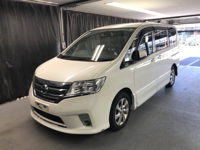 NISSAN SERENA 2012
