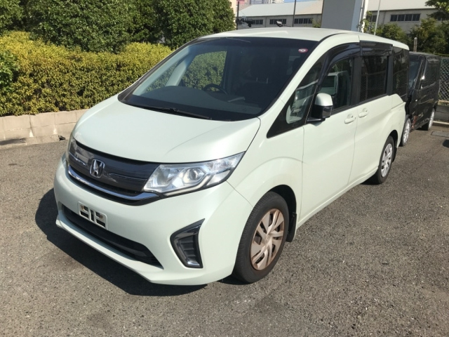 HONDA STEP WAGON 2015