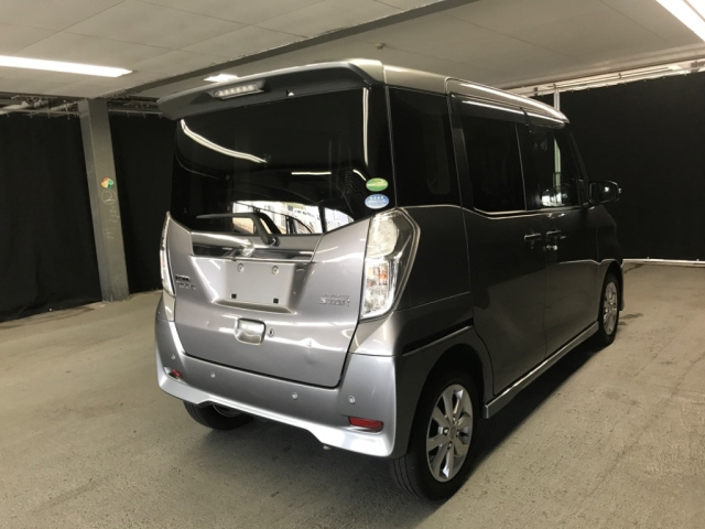 NISSAN DAYZ ROOX 2019