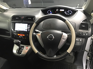 NISSAN SERENA 2012