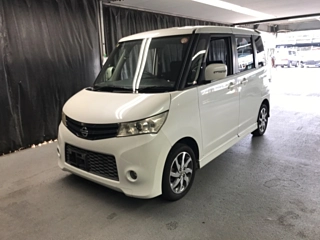 NISSAN ROOX 2010