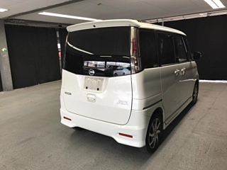 NISSAN ROOX 2010