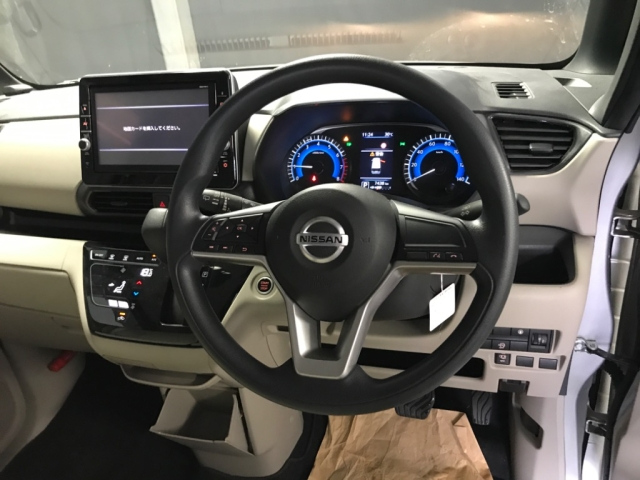 NISSAN ROOX 2021