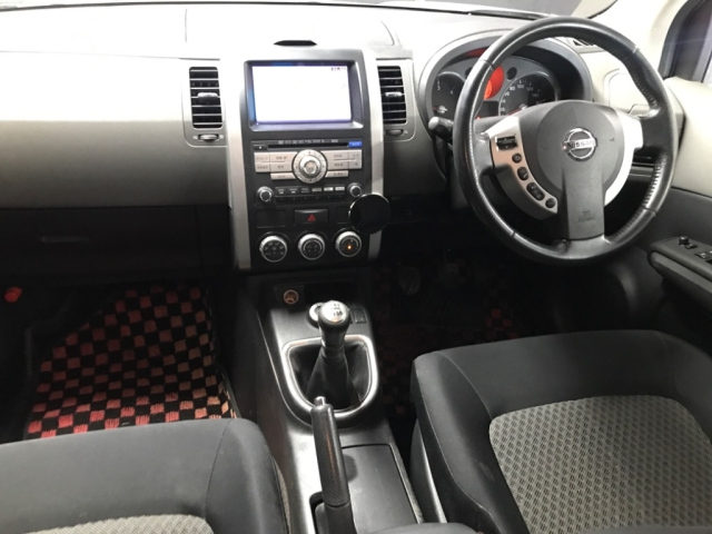 NISSAN X-TRAIL 2009