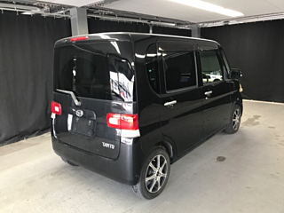 DAIHATSU TANTO 2010