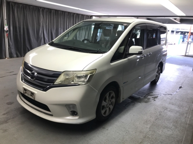 NISSAN SERENA 2012