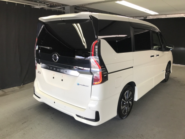 NISSAN SERENA 2020