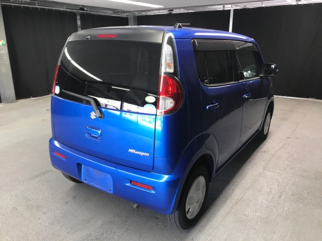 SUZUKI MRWAGON 2011