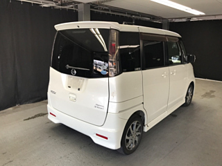 NISSAN ROOX 2010