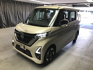 NISSAN ROOX 2022
