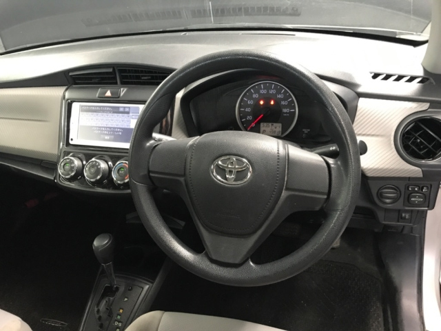 TOYOTA COROLLA AXIO 2013