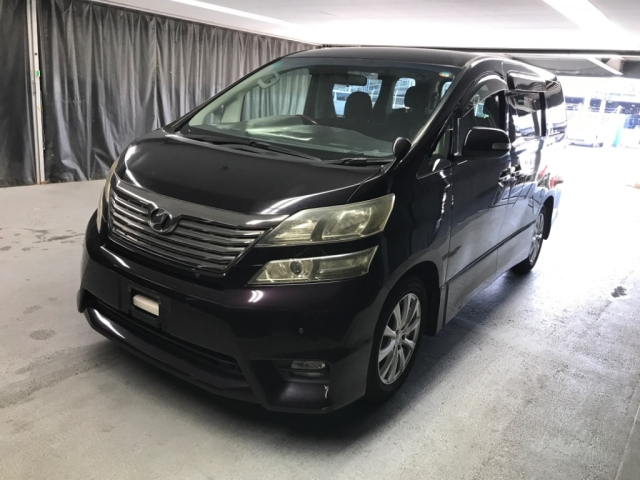 TOYOTA VELLFIRE 2010