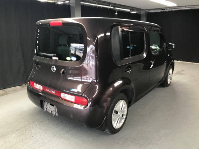 NISSAN CUBE 2010