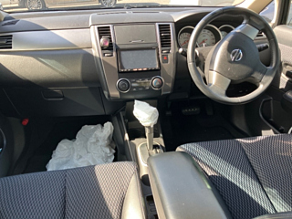 NISSAN TIIDA 2012