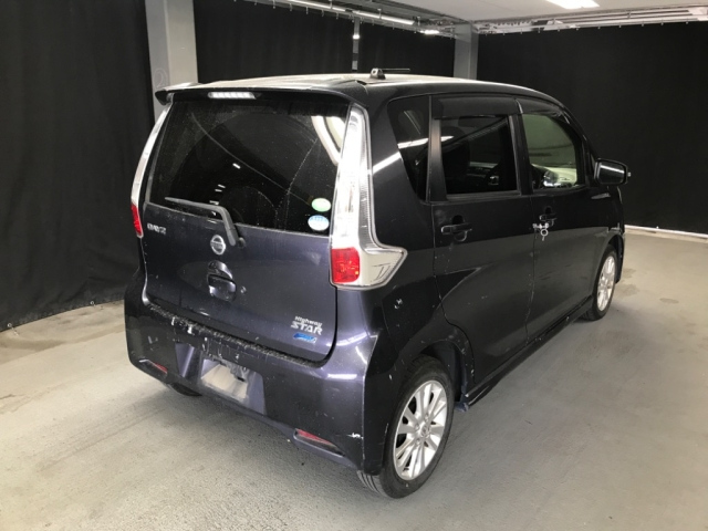 NISSAN DAYZ 2014