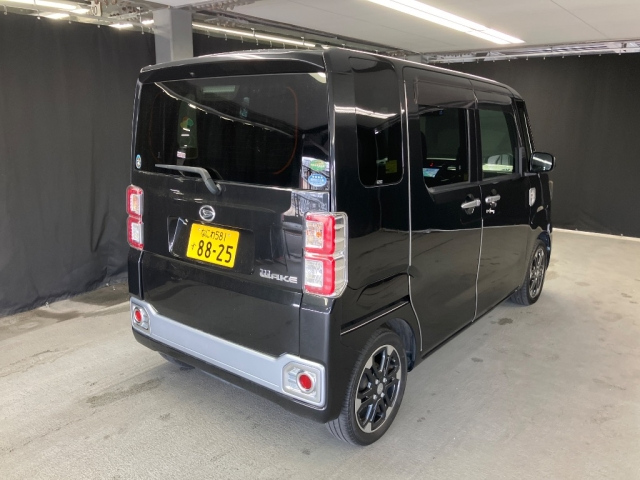 DAIHATSU WAKE 2015