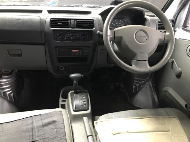 NISSAN CLIPPER VAN 2009