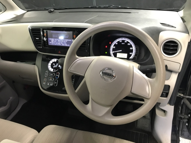 NISSAN DAYZ ROOX 2015