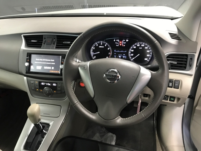 NISSAN SYLPHY 2015