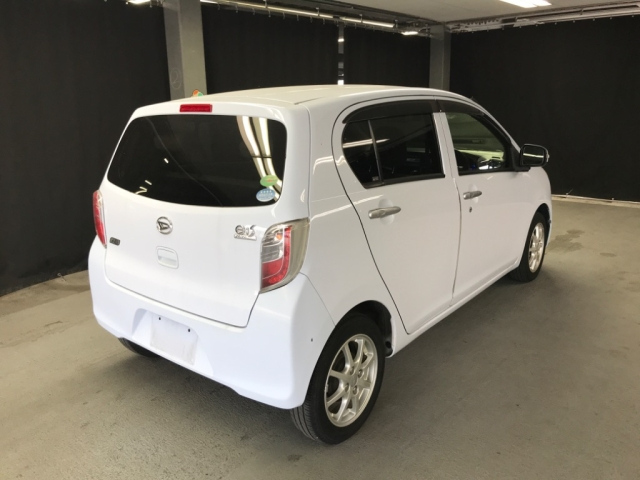 DAIHATSU MIRA E S 2012