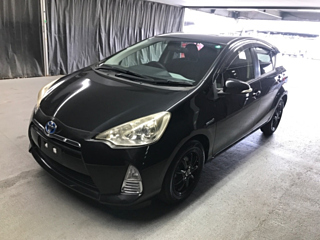 TOYOTA AQUA 2013