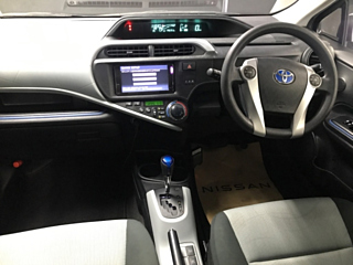 TOYOTA AQUA 2013