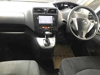 NISSAN SERENA 2012