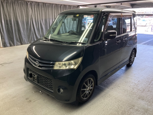 NISSAN ROOX 2010